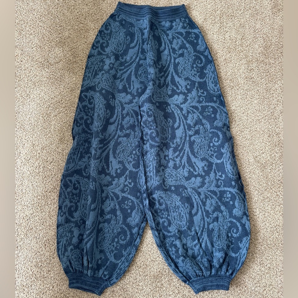 Free People Women's Balloon Harem Pants Tapered Leg Pull On Paisley Blue Size XS